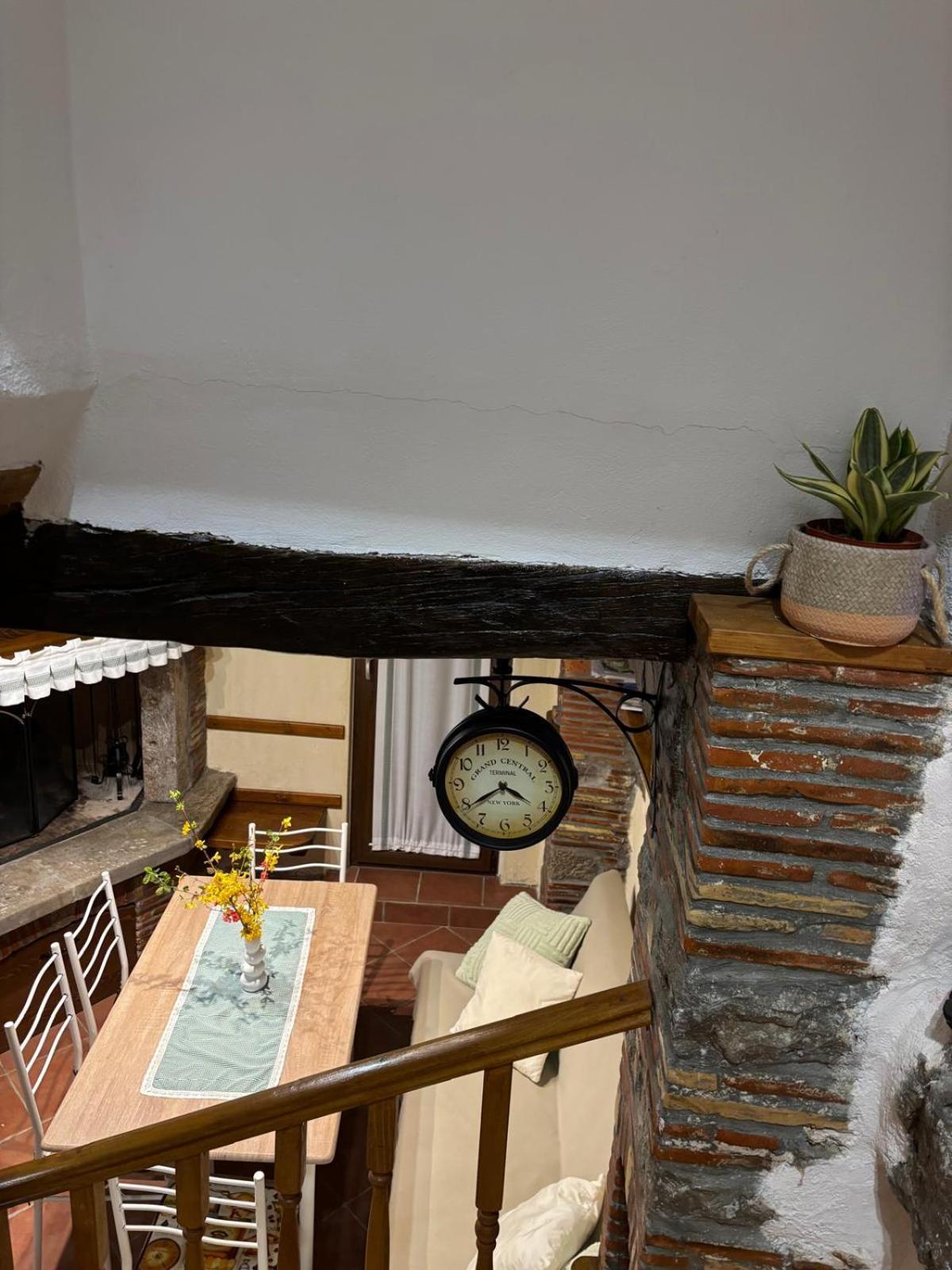 Antonia & Arian Appartement Roč Buitenkant foto